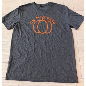 Gildan lightweight short‎ sleeve poly, cotton t shirt. Perfect for Fall! Sz XL